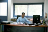 V sídle CYMI - ředitel kanceláře Naftali Deri (Foto Aleš Sedláček)