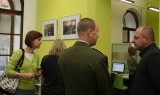 Návštěvníci výstavy v sídle NICM si mohou prohlédnout fotografie pořízené v Kosovu. (Foto Jiří Majer)
